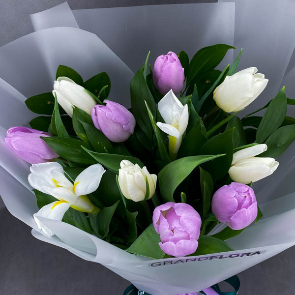 Романтический день - букет из тюльпанов